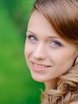 С аксессуарами / Цветами / Фатой, Локоны / Локоны на один бок от Стилист-визажист Ирина Алексеева 3