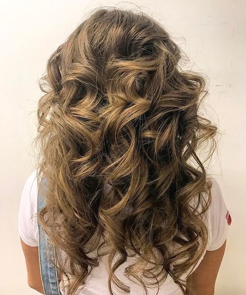 Распущенные, Локоны / Локоны на один бок от Свадебный стилист Yanabeautym 1