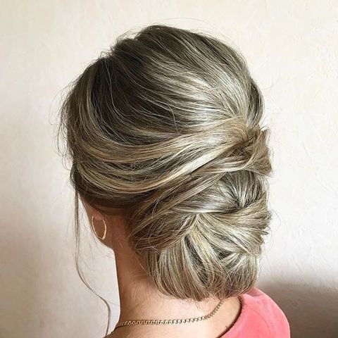 Высокие / Собранные, Пучок, С плетением от Свадебный стилист Yanabeautym 1