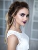 С аксессуарами / Цветами / Фатой, В греческом стиле, С плетением, Коса / Коса-пучок от Свадебный стилист-визажист Лидия Большакова 2