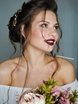 Высокие / Собранные, С аксессуарами / Цветами / Фатой, Пучок от Свадебный стилист-визажист Лидия Большакова 1