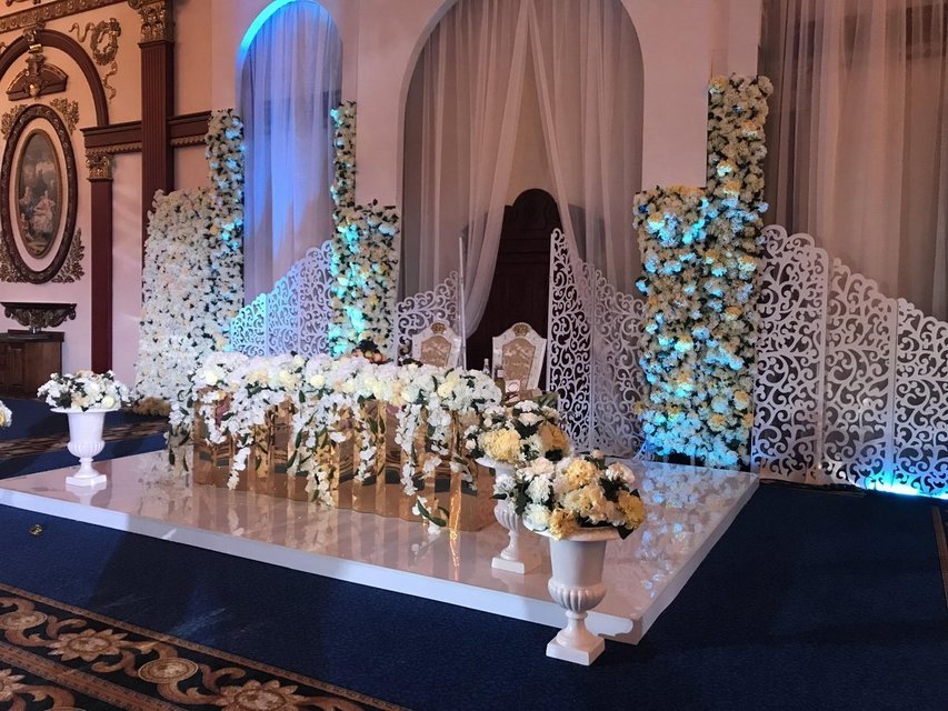 Президиум / Стол молодоженов в Классика от Студия декора и флористики Mazurdecor 1