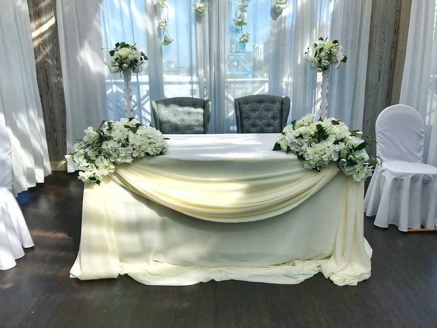 Президиум / Стол молодоженов в Классика от Студия декора и флористики Mazurdecor 1
