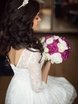 С аксессуарами / Цветами / Фатой, Локоны / Локоны на один бок от Свадебный стилист-визажист Елена Плетнер 3