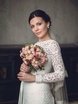 Высокие / Собранные, С аксессуарами / Цветами / Фатой, Пучок от Свадебный стилист Наталья Алифанова 1