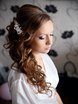 С аксессуарами / Цветами / Фатой, Локоны / Локоны на один бок от Свадебный стилист-визажист Евгения Ващенко 1