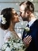 Высокие / Собранные, С аксессуарами / Цветами / Фатой, Пучок от Свадебный стилист-визажист Евгения Ващенко 1