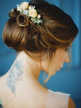 Высокие / Собранные, С аксессуарами / Цветами / Фатой от MakeUp and hairstyle by Saney 2
