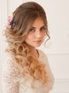 С аксессуарами / Цветами / Фатой, Локоны / Локоны на один бок от Nadya Nezhinka Beauty Studio 5