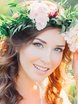 С аксессуарами / Цветами / Фатой, Локоны / Локоны на один бок от Nadya Nezhinka Beauty Studio 3