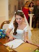 С аксессуарами / Цветами / Фатой, Локоны / Локоны на один бок от Свадебный стилист Ольга Силаева 2
