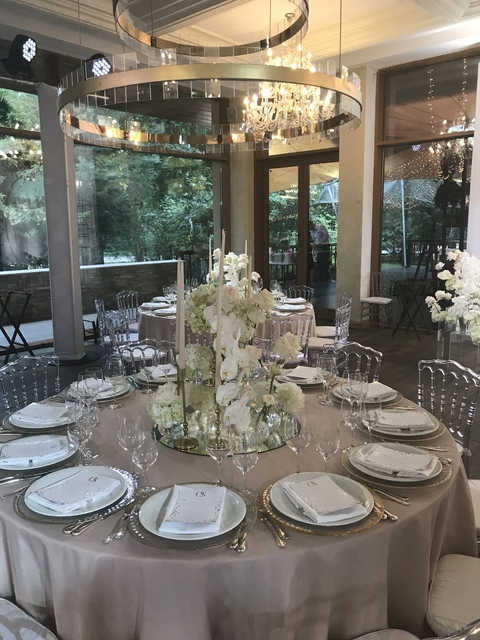 Классика, Весенняя / Летняя в Ресторан / Банкетный зал от Garden Poetry event and decor 1