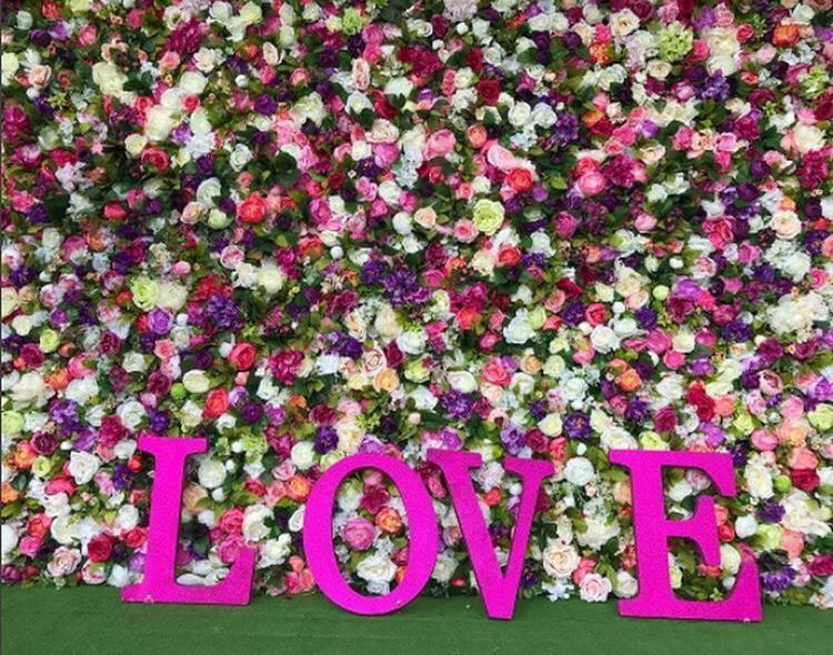 Фотозона в Весенняя / Летняя от Свадебное агентство WeddingQueenLove 1