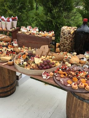 Сладкий / Фуршетный стол в Рустик от Свадебное агентство WeddingQueenLove 2