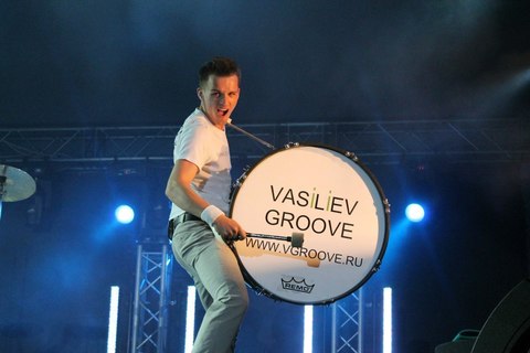 Шоу барабанщиков Vasiliev Groove на свадьбу 1