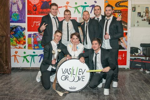 Шоу барабанщиков Vasiliev Groove на свадьбу 1