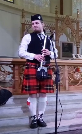 Евгений Лапекин на свадьбу 1