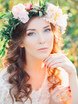 С аксессуарами / Цветами / Фатой, Локоны / Локоны на один бок от Nadya Nezhinka Beauty Studio 2
