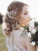 С аксессуарами / Цветами / Фатой, Распущенные, С плетением, Волны, Локоны / Локоны на один бок от Nadya Nezhinka Beauty Studio 1