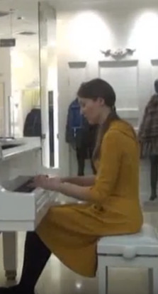 Анна Лунина на свадьбу 1