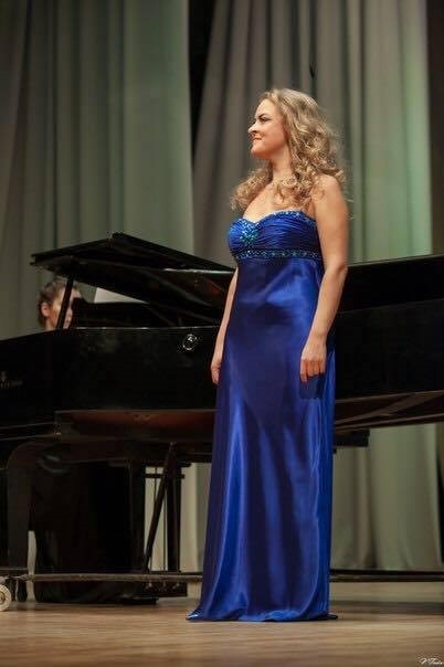 Светлана Белякова на свадьбу 1