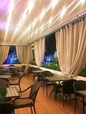 Веранда Grange Cafe в Москве 1