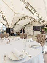 Шатер Юдино Парк Country Club в Москве 1
