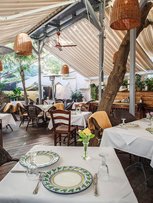 Веранда Ресторан Cantinetta Antinori в Москве 1