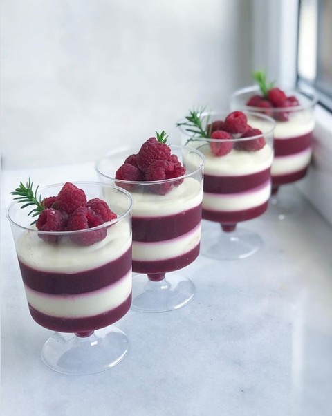 Белый, Красный / Марсала Сладкий стол 22 от Delish Cake 1
