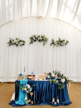 Президиум / Стол молодоженов в Весенняя / Летняя, Классика от MWedding 1