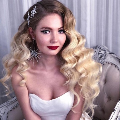 С аксессуарами / Цветами / Фатой, Волны от Anastasiya beverly hills 1