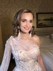 Распущенные, Локоны / Локоны на один бок от Свадебный стилист-визажист Дарья Бачурина 1