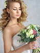 С аксессуарами / Цветами / Фатой, Локоны / Локоны на один бок от Салон красоты iconBRIDE 1