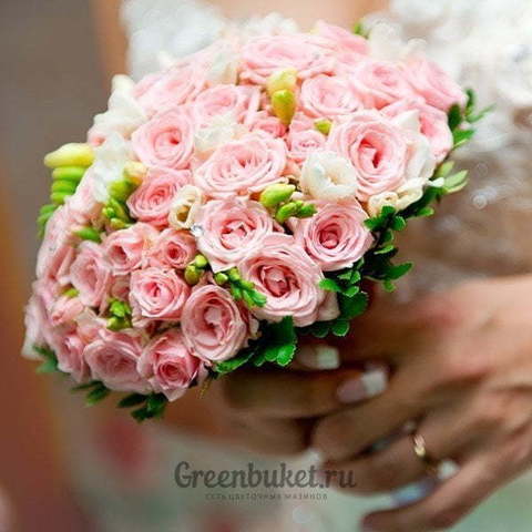 Монобукет из одного вида цветов, Классический круглый name от Green Buket 1